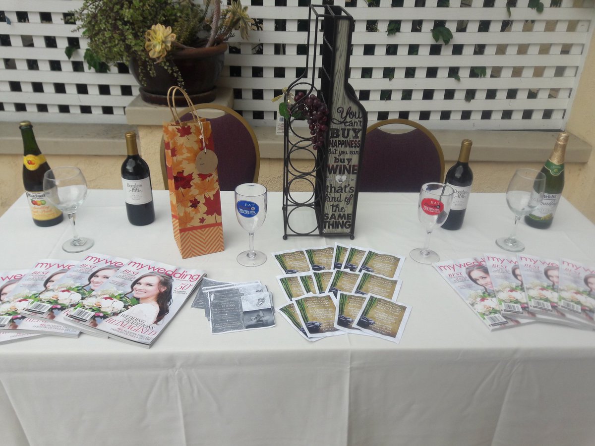 CocoandGrapes's tweet photo. Sign up at the Festival this Saturday for you private in home wine tasting.. plus you can bid for the private dinner/dessert/wine set.. https://t.co/BS30Wo7ig0