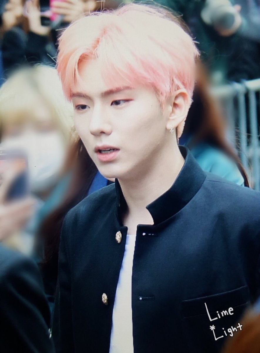 오늘자 학원물 느낌 나는 몬스타엑스 교복 착장 | 인스티즈