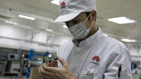 SolarStorageMag's tweet photo. SolarMagazine- #Vamat intensiveert samenwerking met #Huawei, productiefaciliteit in Eindhoven https://t.co/uKAJ35dncT @ProfiNRG https://t.co/QWTja7dpIj
