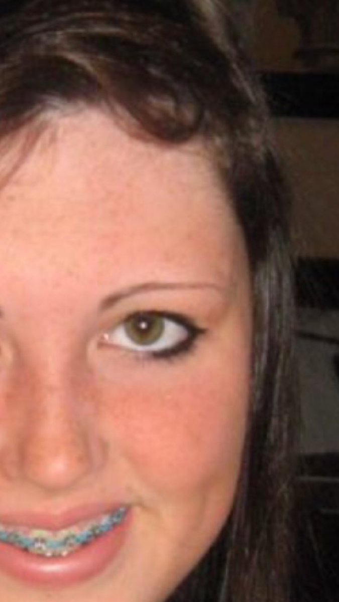Kaeseyd's tweet photo. How close I am to dropping out of school @rachelbartley94 https://t.co/JVRk1qauWF