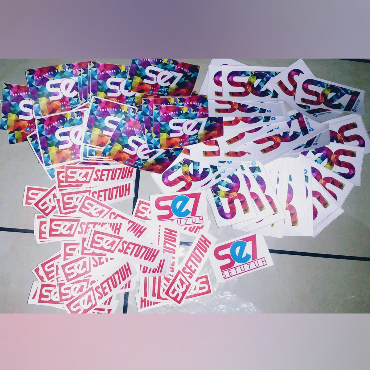 SETU7UH's tweet photo. Sticker SE7 sudah jadi,siap dibagikan besok di #9thAnnivSGJABODETABEK ,Terbatas !!! https://t.co/Rv4rvs9vAK