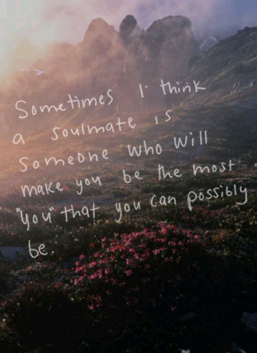 UnmadeBedBlog's tweet image. #theunmadebed #onelife #onelove #couplegoals #Soulmate #engaged #lifeisbeautiful