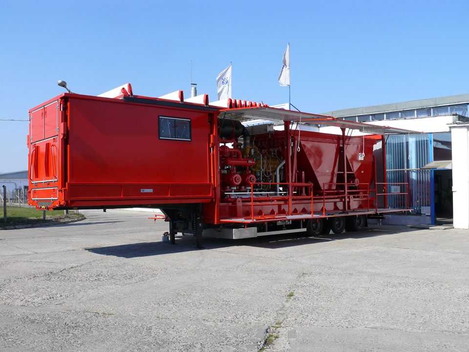 Natural Gas Transmission pipeline evacuation compressor