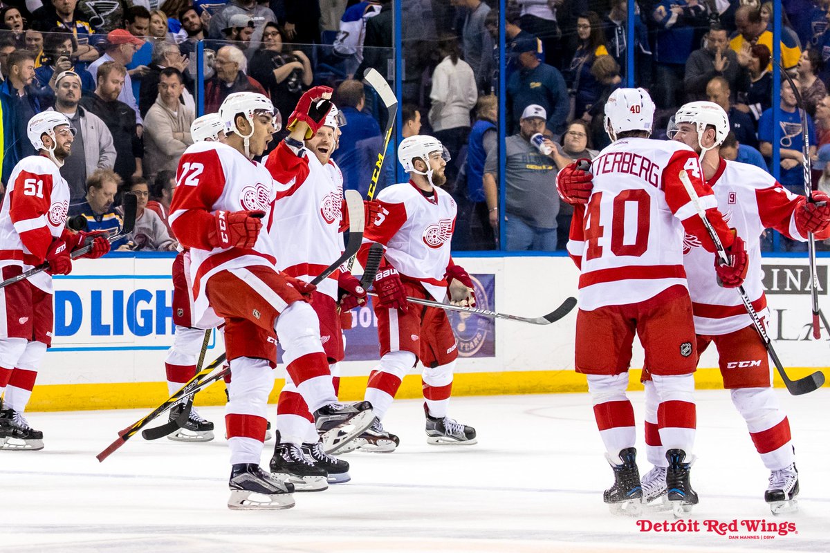Trending: Mrazek holds off Blues in shootout victory: redwn.gs/2dNNYcP https://t.co/DTLHpkwl0F