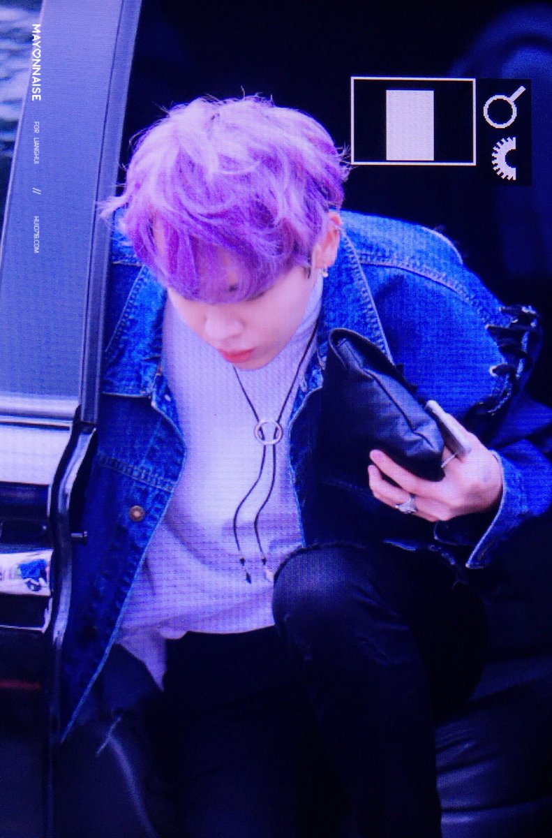 MAYONNAISE_HUI's tweet photo. 161028 뮤뱅재출근
#24K #투포케이 #HUI #휘 
@24k_LIANGHUI https://t.co/8EK761mLj7