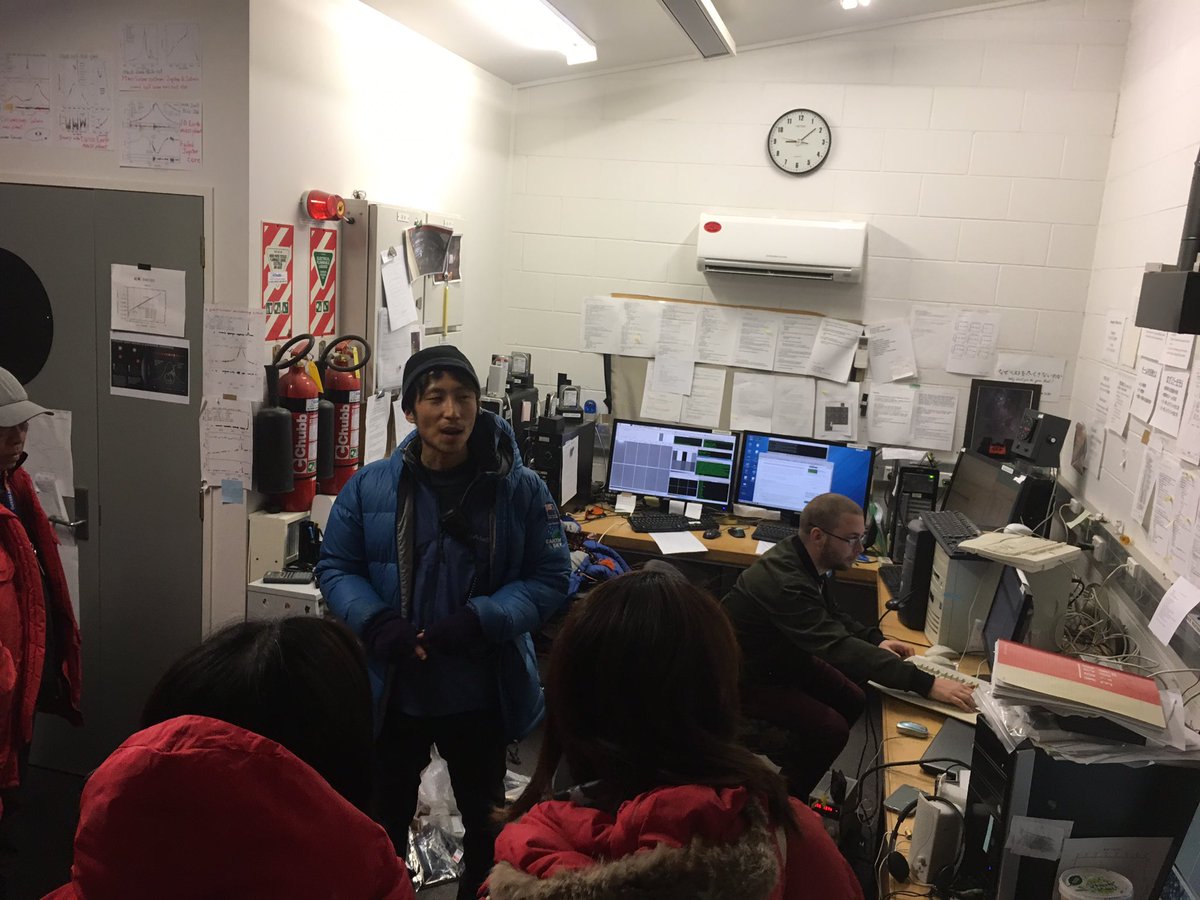 miniduffderek's tweet photo. @Glenlolabio #DerekJr. visited the awesome @EarthandSkyNZ dark sky observatory and their a-MOA-zing telescope #starstruck #keeplookingup πππ« https://t.co/eGVZB8QwYq