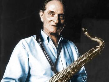 R.I.P Bobby Wellins. A true original.