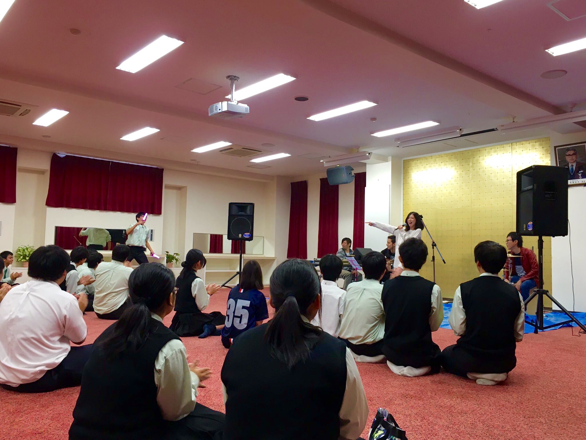 中島晴香 楊志館高校文化祭2days 楽しんでいただけたでしょうか サポートメンバーとみんなのおかげで とても濃く楽しい2日間でした なにより高校生のパワーは凄まじい ありがとうございましたm M 神出鬼没なペンライト君と共演 中島晴香 楊志館高校文化祭2days 楽しんでいただけたでしょうか サポートメンバーとみんなのおかげで とても濃く楽しい2日間でした なにより高校生のパワーは凄まじい ありがとうございましたm M 神出鬼没なペンライト君と共演