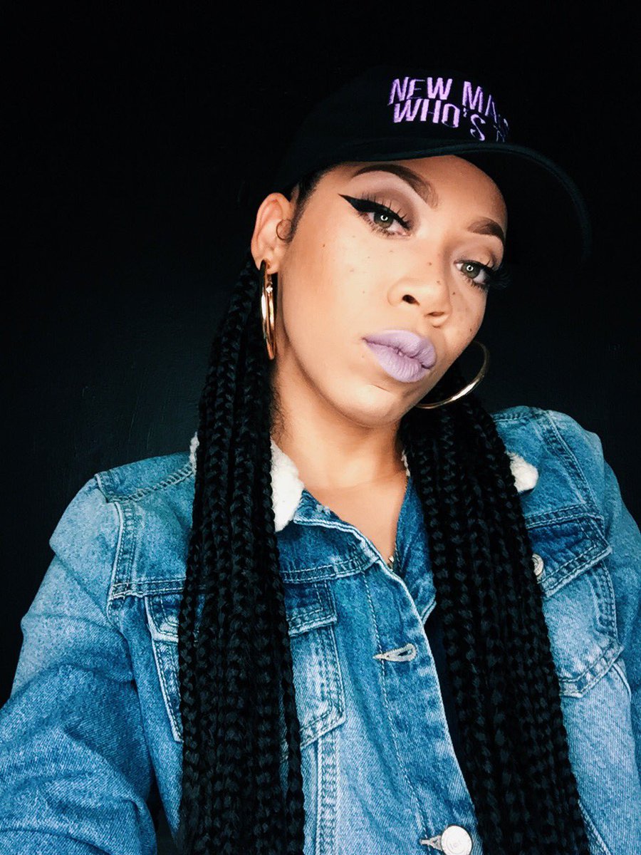 SlimBarbiie1's tweet photo. "New Makeup, Who's This?" Dad Hats available (click link) https://t.co/IJRfGrii2Xโฆ #SnatchedBySlimB https://t.co/aioKuCaVg1