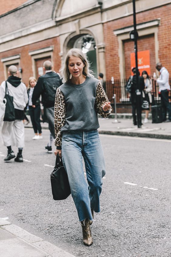 Look casual, cómodo y súper actual. Perfecto para el wk-end.
¡Muy feliz finde!
#somoshey