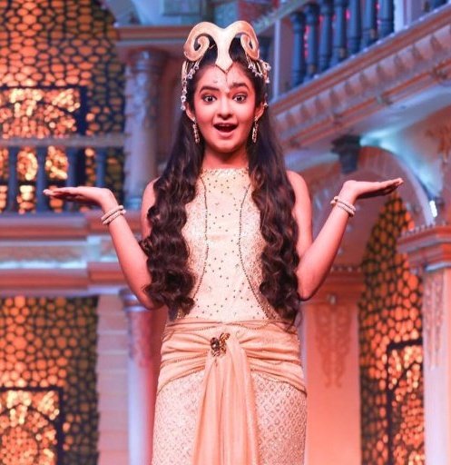 ayedatsnisa's tweet photo. Hello princess @anushkasen_04 today is my birthday.. Say something to me,please.. Call me Nisa.. https://t.co/1p1ycfgZFG