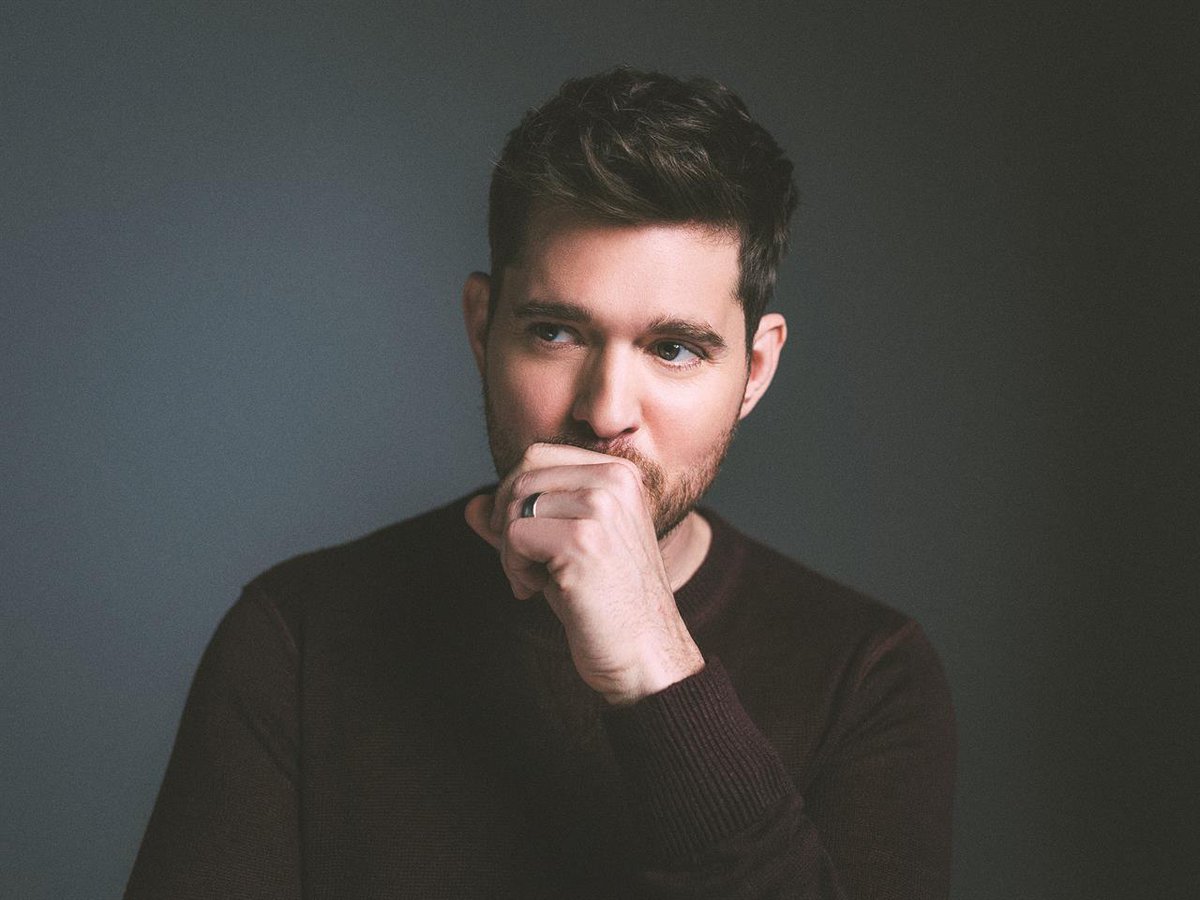 MondadoriStore's tweet photo. Vi piacerebbbe incontrare @michaelbuble? 1/11, #MondadoriStore di Piazza Duomo Milano #MBNobodyButMe https://t.co/S8Tqdytgk2 @WARNERMUSICIT https://t.co/RpIMkPYnc1