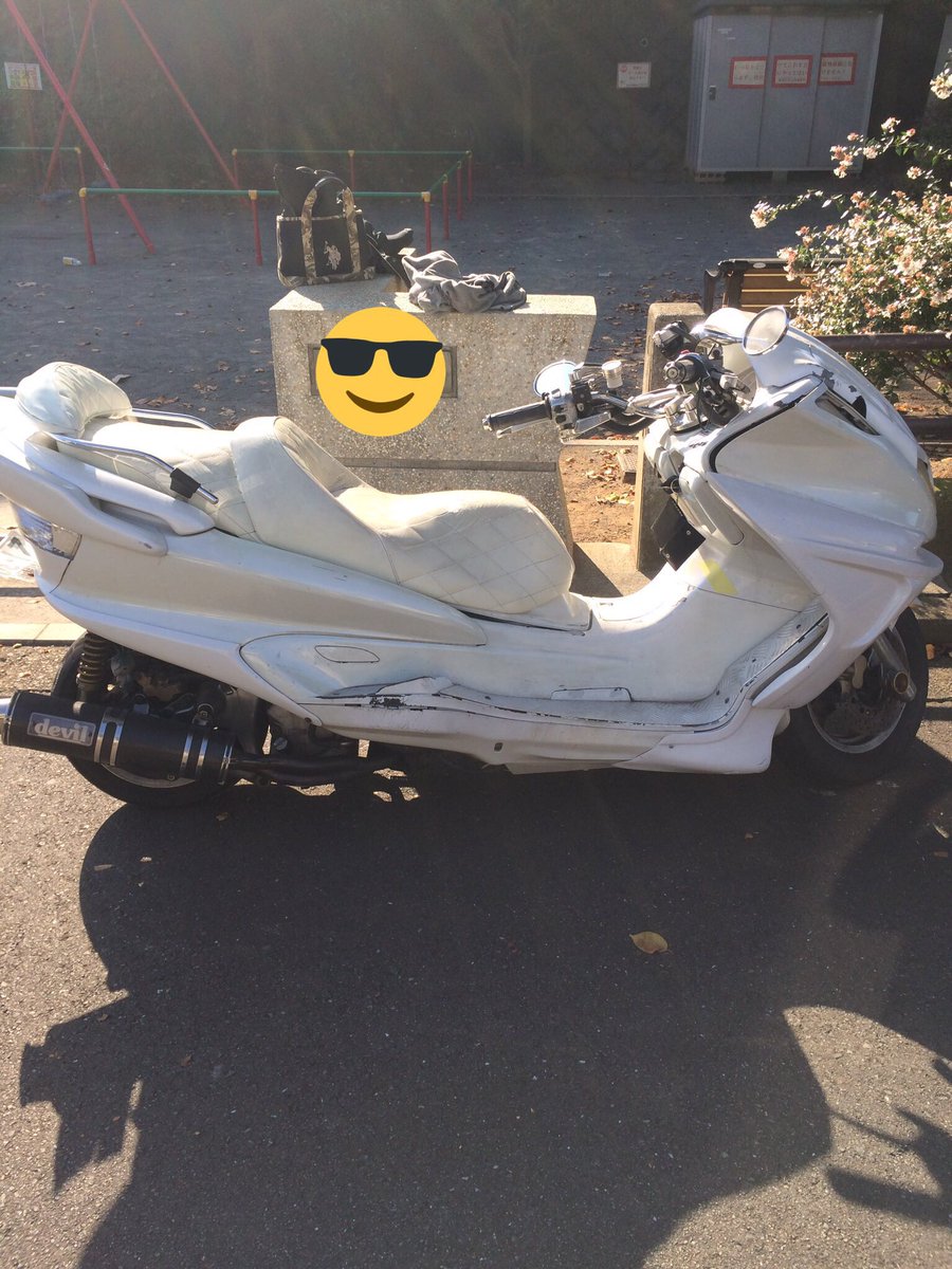 RsjhWb's tweet photo. マジェスティ売ります
詳細DMで取りに来てくれる方値下げします！ https://t.co/ULwwxWGE5x