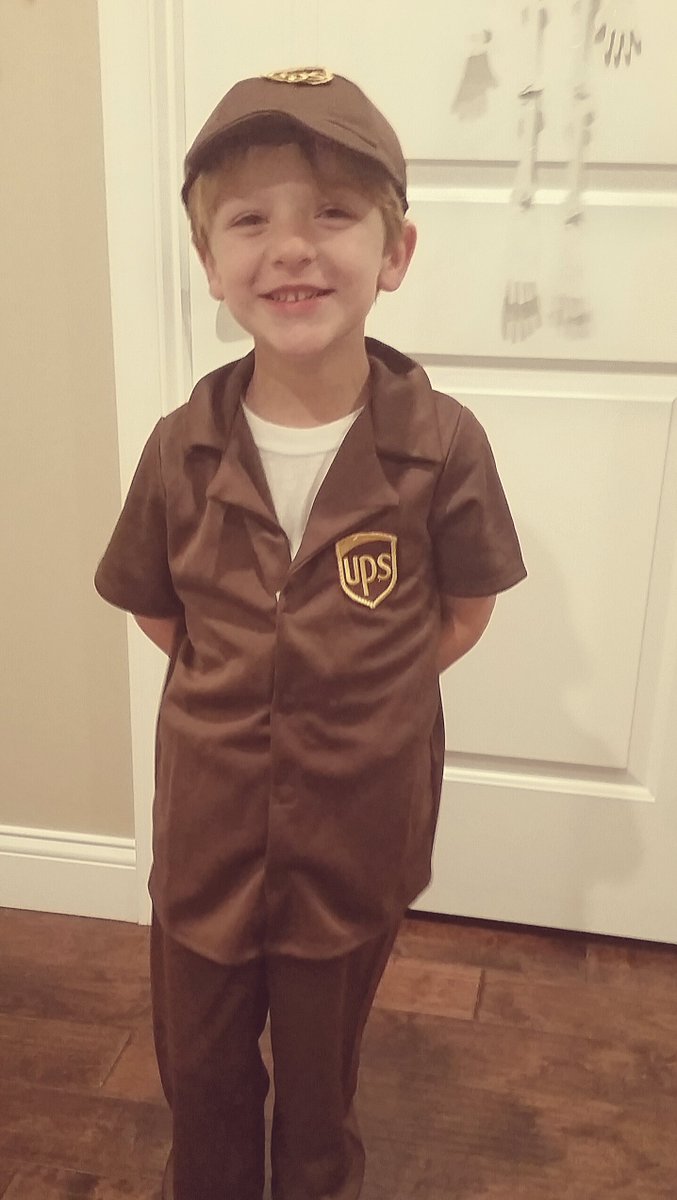 lrobertson9's tweet photo. Lots of deliveries to make today.. @UPS https://t.co/oJWAUtSnZe