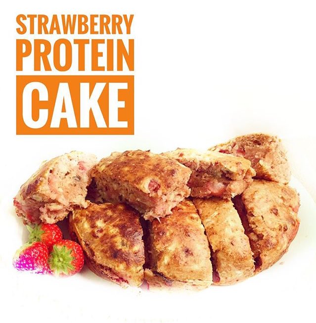 pro2genics's tweet photo. High protein great tasting Strawberry Protein Cake. Visit Instagram now for recipe ! #TeamP2G #Pro2genics #Supplements @Protein #Cake #Gym https://t.co/CGvVdldOAA