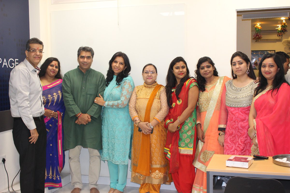 Skylark_Inst's tweet photo. Glimpse of Diwali Puja Celebration at Skylark Institute of Travel #Diwali #DiwaliCelebration #Skylark #SkylarkInstitute #DiwaliFunction https://t.co/IRE6lxV1S0
