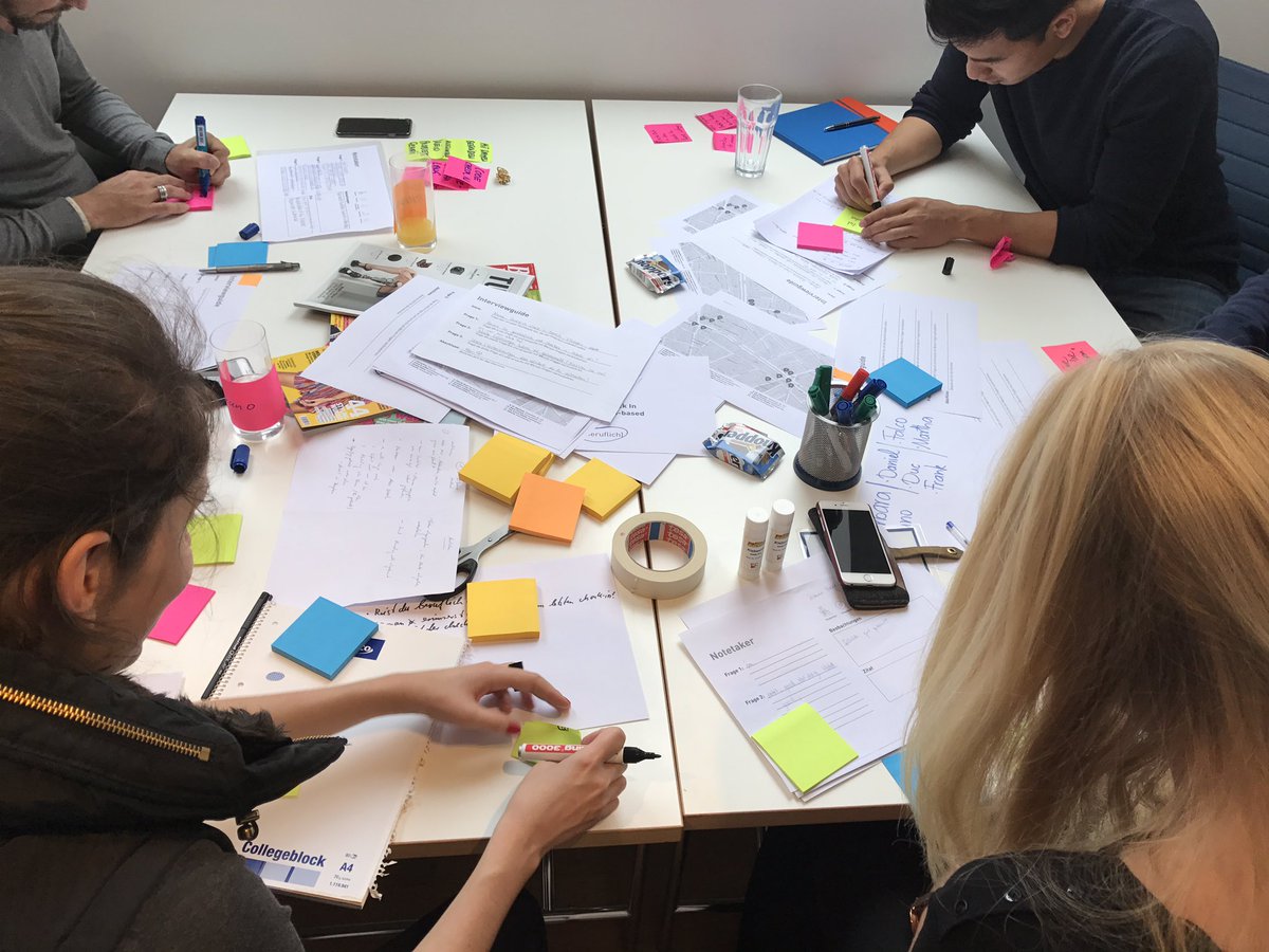 relevantive's tweet photo. Der Lean Innovation Workshop ist im vollem Gange #ithinklean #berlin https://t.co/3O55qkOCRs