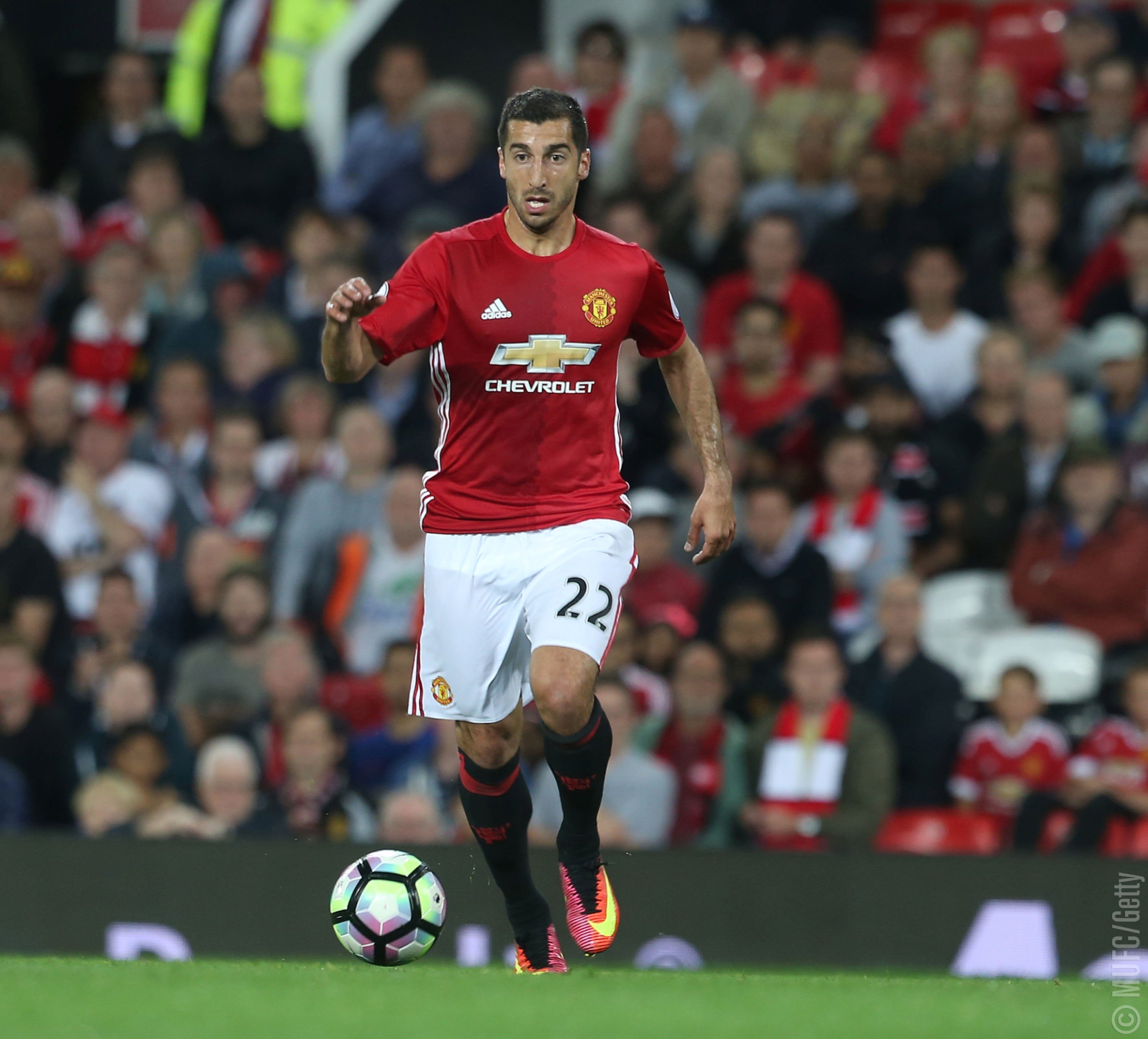 Manchester United delete 'overweight' Mkhitaryan tweet