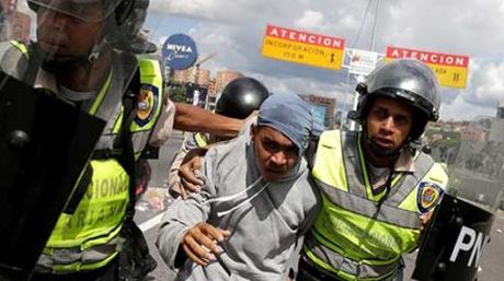 ElNacionalWeb's tweet photo. 263 detenidos en la Toma de Venezuela https://t.co/s9KCZrNDbC https://t.co/iawf7PMGsm