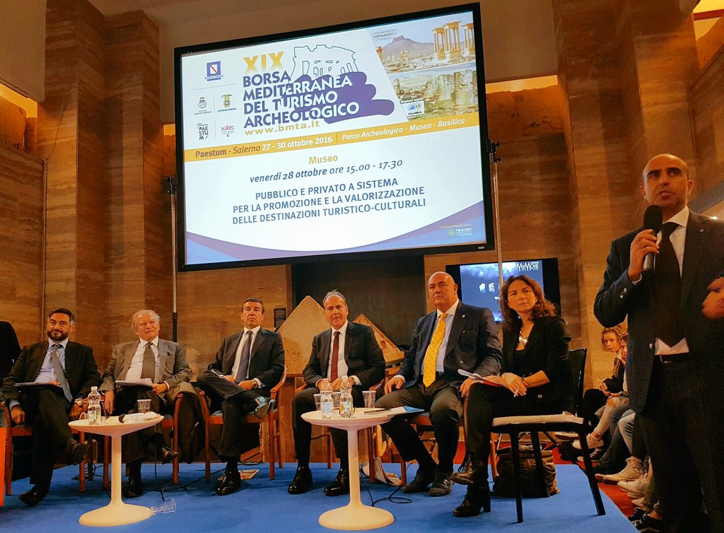 ParcoArcheo's tweet photo. Ora con @Montecitorio @Confcommercio @AssoturismoNaz @federturismo @TouringClub per incontro sulla promozione delle destinazioni turistiche https://t.co/6R6h8TtDKu