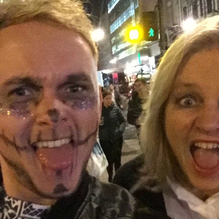 puremedia123's tweet photo. Thanks for a spooktacular Halloween party @TeamspiritGroup @KirstyMaxey @perrymancolbert #CandySkull #Halloween #AgencyLife https://t.co/xsjIWI84rt