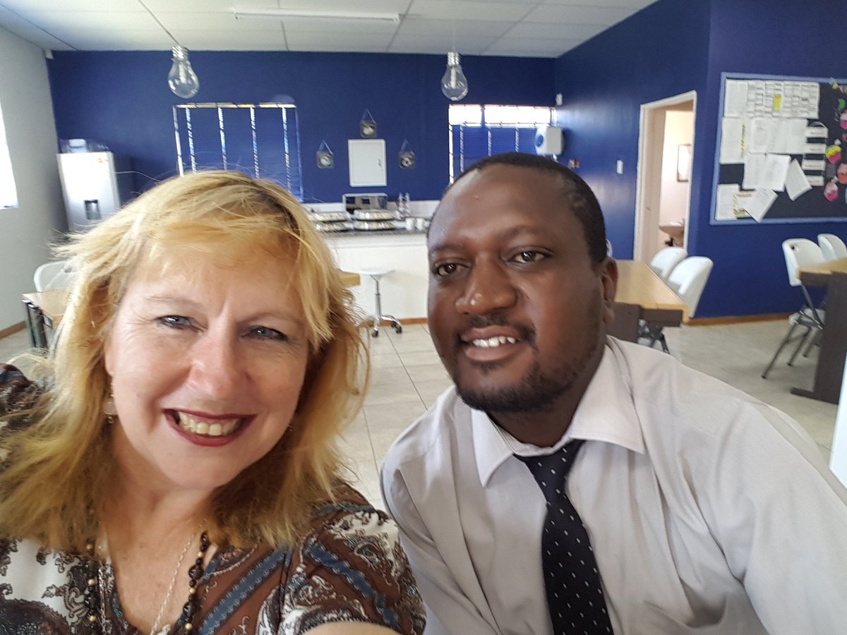maggiev's tweet photo. Lovely teachers!!! #gapschools #ict4red https://t.co/NCwKhujTcO