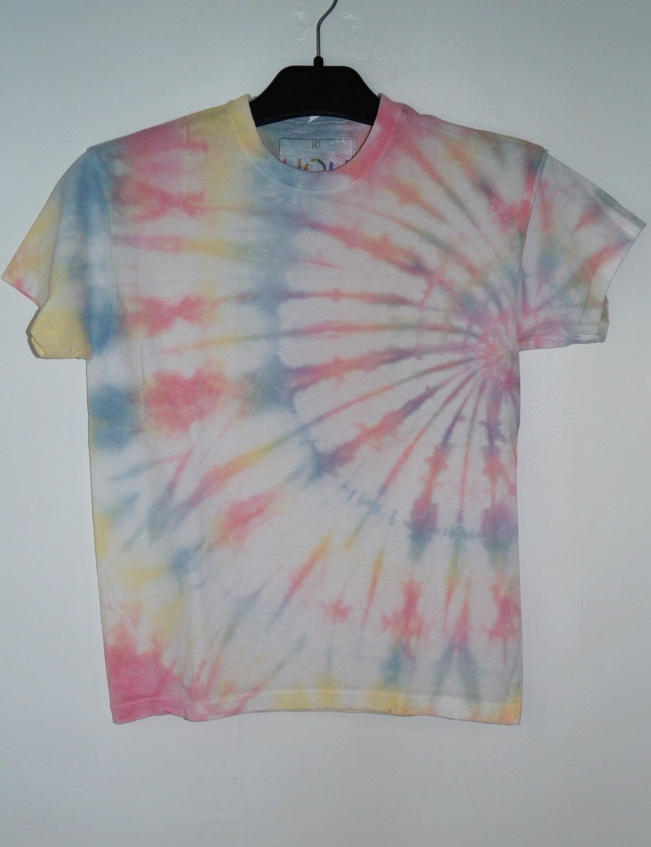 Holi_UK's tweet photo. @Holi_UK Tie-Dye T-shirts starting at £5.50 !!
https://t.co/JR5SVoAJSV
#tiedye #ebayshopper #eshop #fashionstartup #casualfashion #ebay https://t.co/DMTCNaObzq