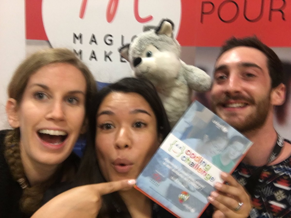 DanielaGuengant's tweet photo. Venez nous voir à la #pgw et vous racontera plus sur le #Unicefcodingchallenge ! @MagicMakersAt @celine_hein @RomainHerrerias https://t.co/xxkpR35HTx