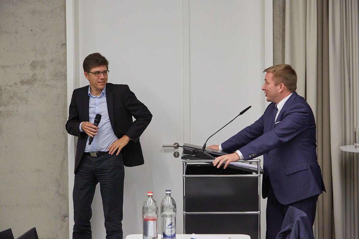 Bonne conférence sur le logement par le Ministre Marc Hansen. Les membres #OAI sont prêts à relever les défis annoncés!