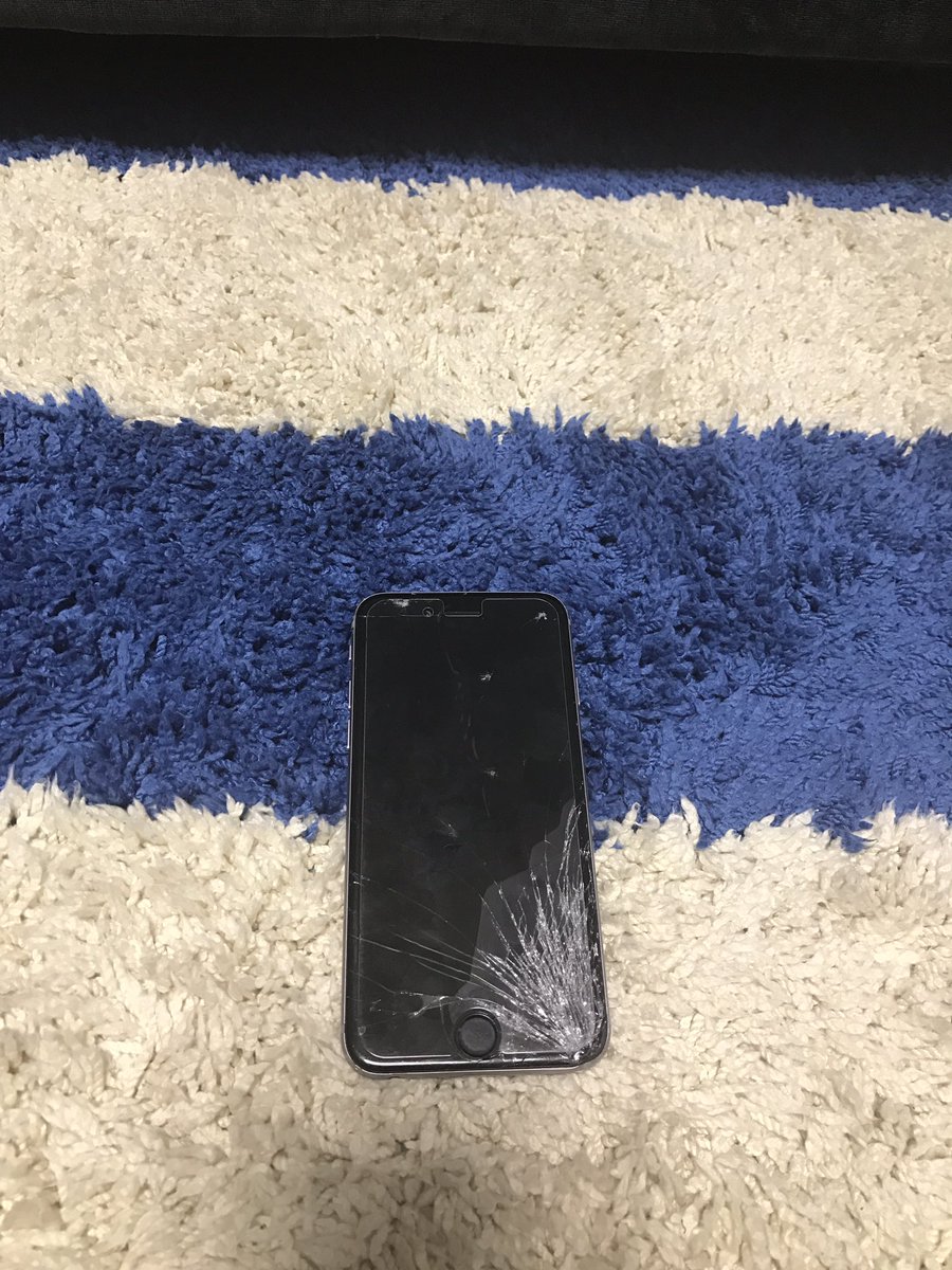 super_810's tweet photo. iPhone壊れる、iPhone買う、ライン消える、連絡ください！ https://t.co/wiV8DpDJN5