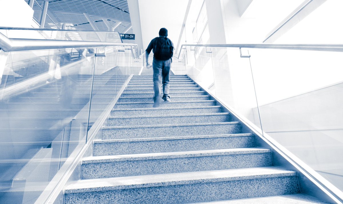 Koşarak merdiven çıkabiliyor musunuz? 1 dakika veya daha az sürede koştuğunuzda nefes nefese mi kalıyorsunuz? zoneclub.me/blog/bunlari-y…