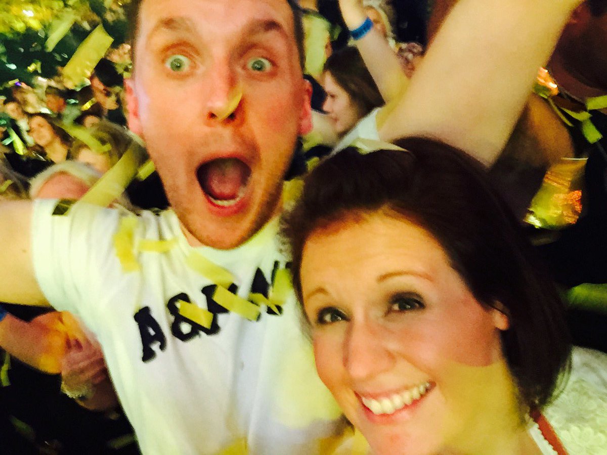 LaurasWedding's tweet photo. @GaryBarlow so excited for #WONDERLANDLIVE2017 to relive moments like this! Husband is a convert! #TTIII #loveyou https://t.co/Biiy9qGqh9