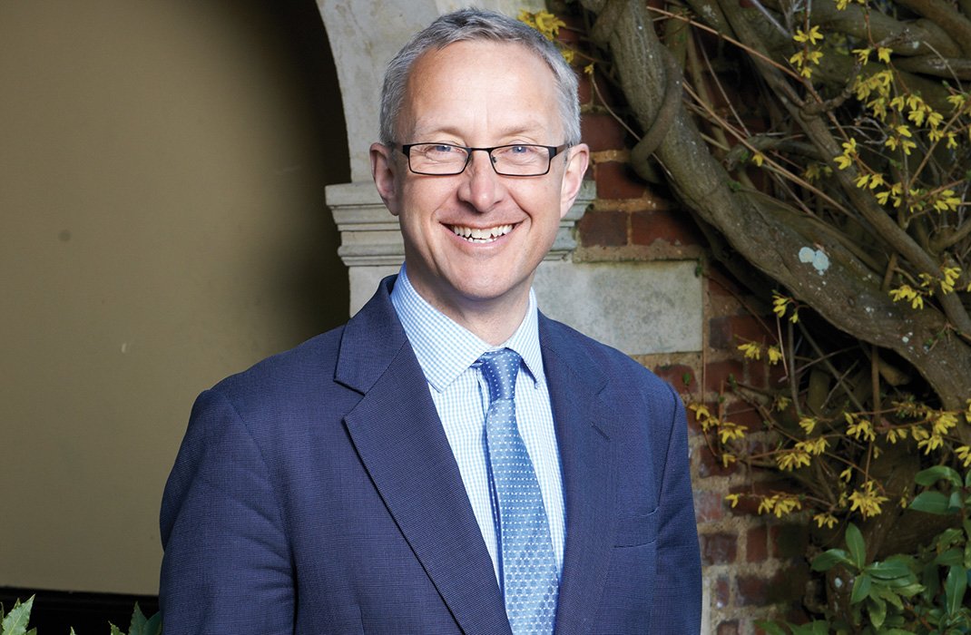 BabySurrey's tweet photo. We sat down for a chat with @HawthornsSchool headmaster Adrian Floyd https://t.co/xE6yK2ErXu https://t.co/FV6UN3jl0v