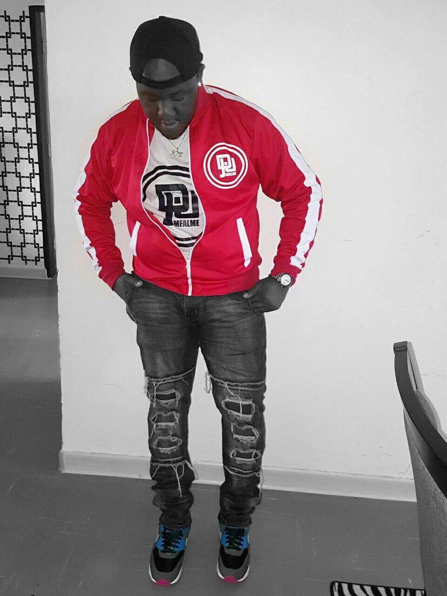 DjJoeMfalme's tweet photo. #SteppingOut #TheHeat984 @Capitalfmkenya ➡ #10over10 @citizentvkenya ➡ #JoeMfalmeLive Cubano ✈Blaze KSM 🚗 #JoeMfalmeLive Kericho ✈#FnF2016 https://t.co/dsesxFtUmN