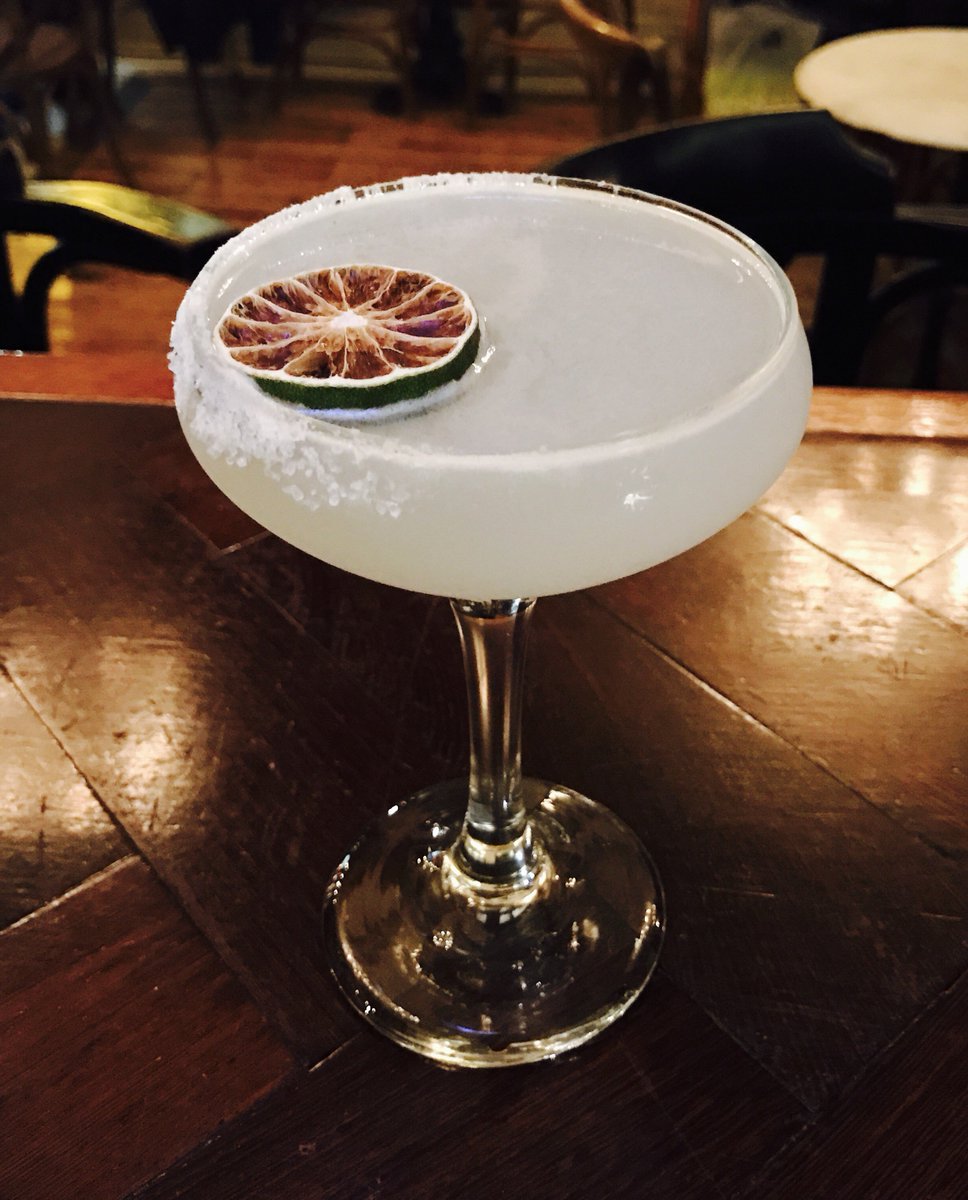 theloftmcr's tweet photo. Head upstairs @theloftmcr for 2-4-1 cocktails every Friday night. Starting 7pm #didsbury #wknd #cocktails https://t.co/ccEasNmCe1