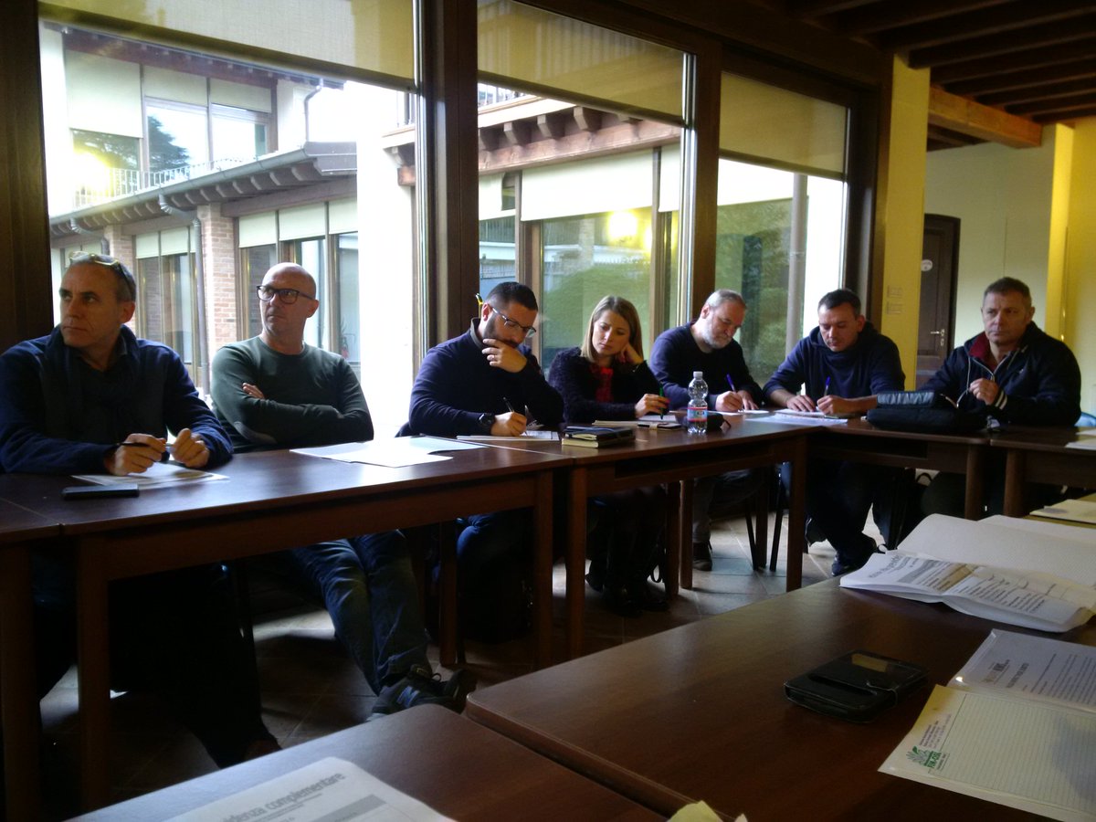 fimbrescia's tweet photo. Corso Sperimentale #Fondapi per #sindacalisti/#delegati #metalmeccanici di #Brescia a #Provaglio "Educare alla previdenza complementare" https://t.co/4GUNQzQE4b