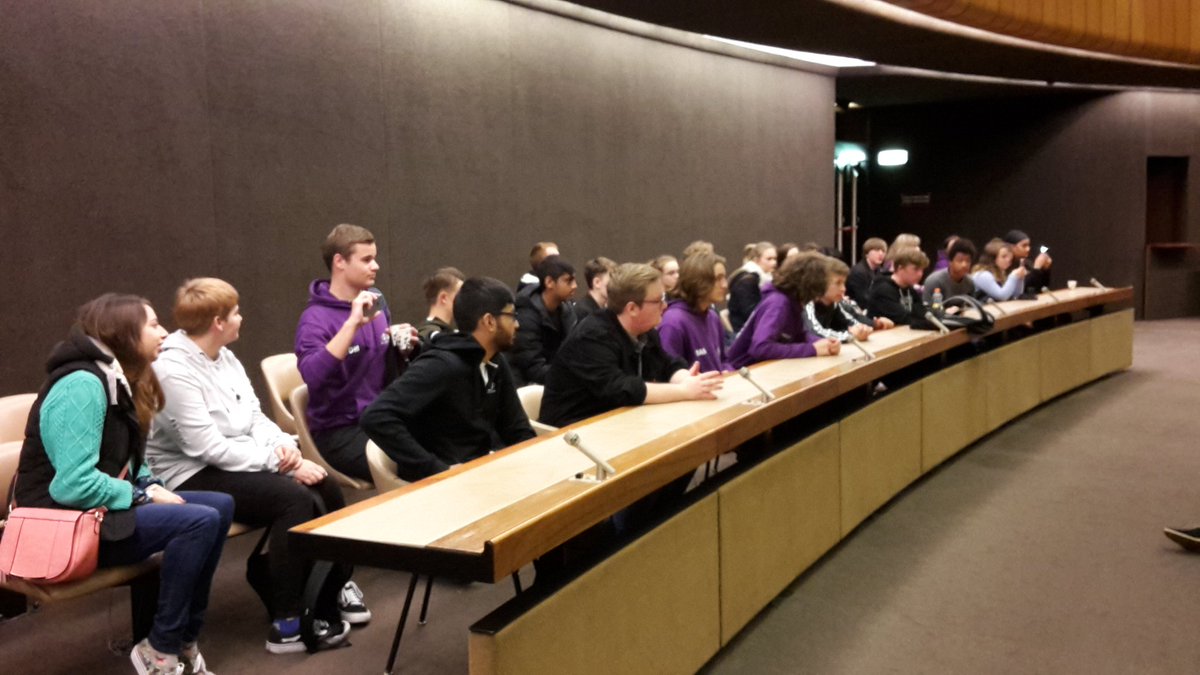 TheBarclaySch's tweet photo. Exploring the UN building. #beingbarclay #cern2016 https://t.co/zeOXLpnRae