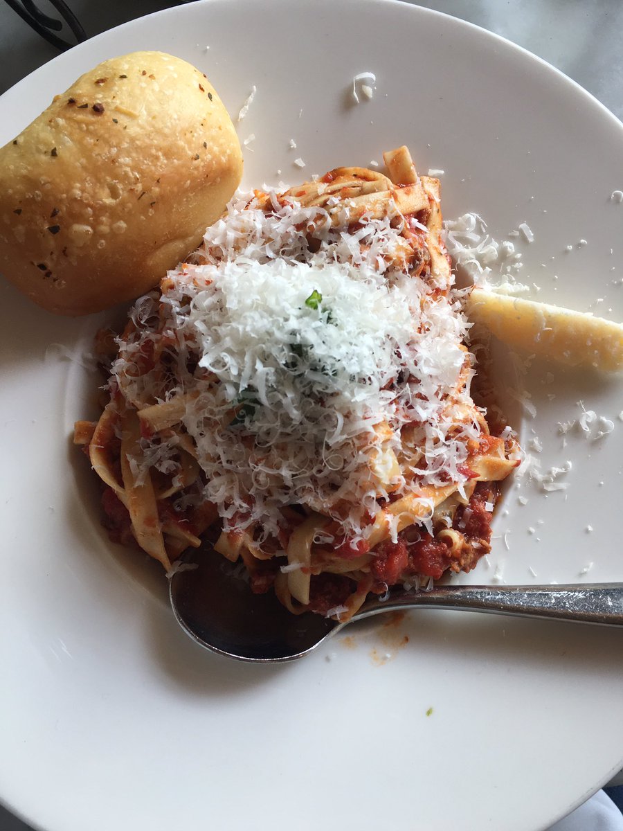 MadamePapita's tweet photo. ¡Sin vergüenza y sin límite! Pasta 🍝 de @tradico me lleva a un restaurante en Florencia sin escala https://t.co/diL0Pw0IpO vía @elespectador https://t.co/Mnzkp4pcwj