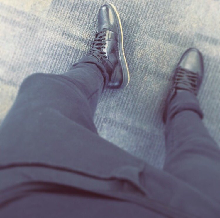 SonnyAlvarez7's tweet photo. All black all day  👌🏻😎 https://t.co/lOjBeJgv64
