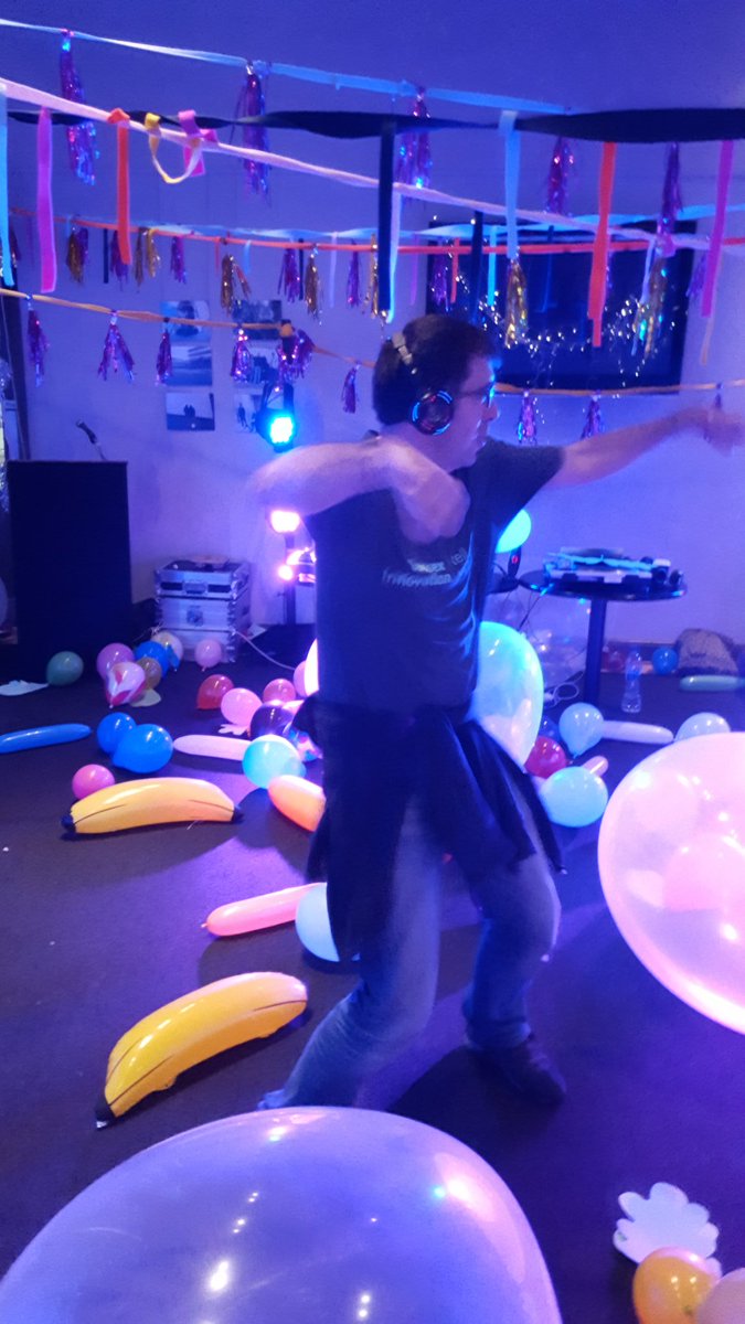lucyjpaine's tweet photo. @SI_BenHolt @SI_Croydon getting down in the #silentdisco @TEDxBrighton #kickstart2016 https://t.co/7OoOvVy8ja