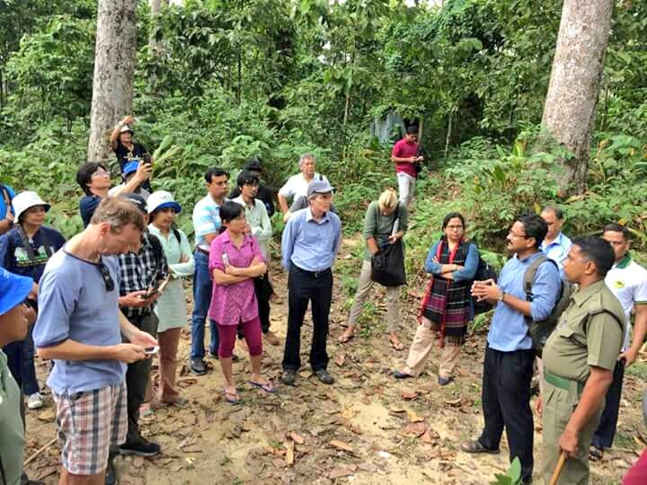 hmirfanullah's tweet photo. Field trip of #RSC13 of @MangrovesMFF started off well in Cox's Bazar ... but got interrupted by rain in Teknaf! @IUCNAsia #Bangladesh https://t.co/e2t7Hx5sly