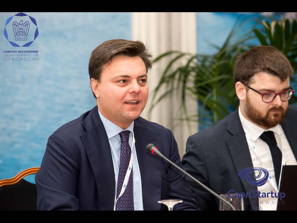 killermedia's tweet photo. Bel report su @startup_italia
Grazie a @giancarlodonad1 per #news su #Capri #Startup
https://t.co/IUkYpwkUol
#capri16 #spinup2016 #Italy https://t.co/QCPzdl5tzg