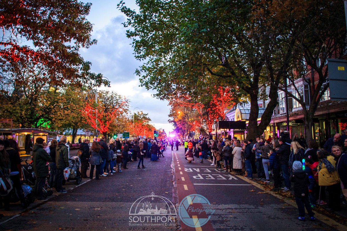 spookysouthport's tweet photo. Are you ready to get spooky #southport? Lord Street will be a spectacle of werewolves, monsters, ghosts and light with surprises aplenty https://t.co/OdIq7b6rPm