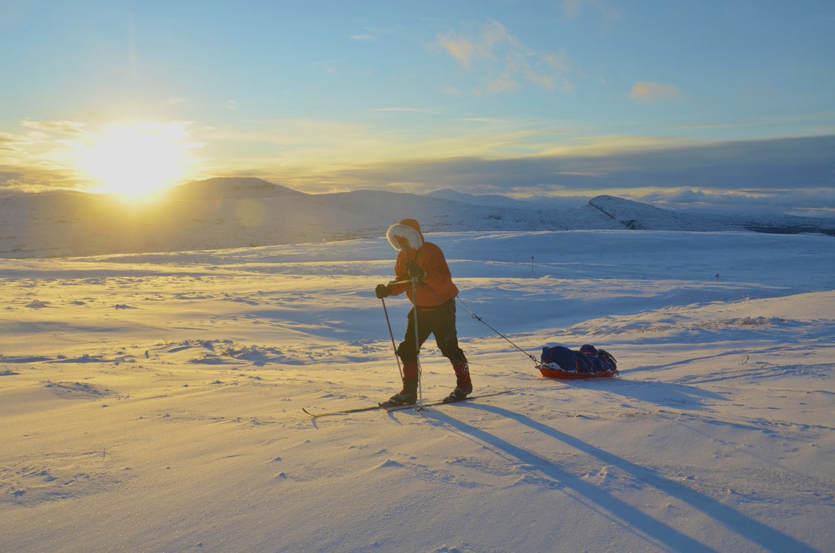 ArcticTraining's tweet photo. Curious about arctic expedition? Learn basic skills, get first hand information, tips &amp; tricks at #ArcticTraining with us. #WinterMorefun https://t.co/T2w5ci5ljw