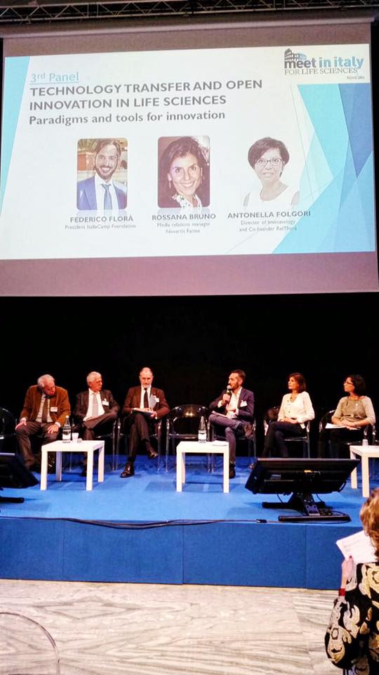 Italiacamp's tweet photo. L'Intervento di @FedFlora alla plenaria di Meet Italy 4 Life Science. #mit4ls2016 https://t.co/RiB4tWd8Cy