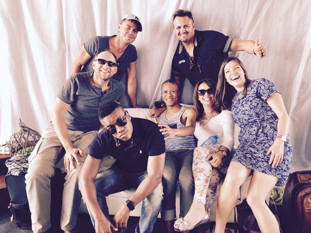 #Halleluja Namibia uiteindelik hier! 😀<a href="/OnbeskaamdInfo/">Onbeskaamd</a> <a href="/bobbyvjaarsveld/">BOBBY VAN JAARSVELD</a> <a href="/RouRouchelle/">Rouchelle Liedemann</a> <a href="/loyisomusic/">Loyiso Bala</a> <a href="/Tiromusiek/">Tiro</a>