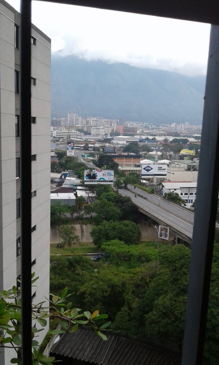 View image on Twitter