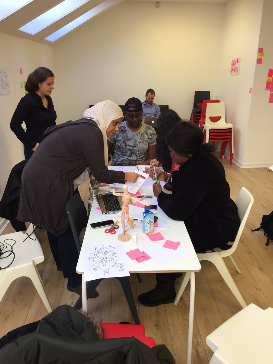 DominicChalmers's tweet photo. Prototyping @ design lab #SUdesignlab @StrathHCE @wearesnook @StrathBusiness #msceit https://t.co/wkV3kTrbO0