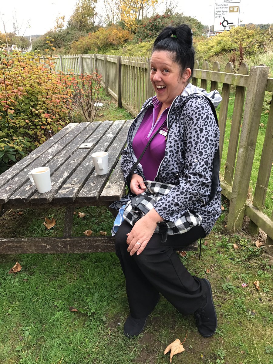 Helen's favourite time of day ! #breaktime