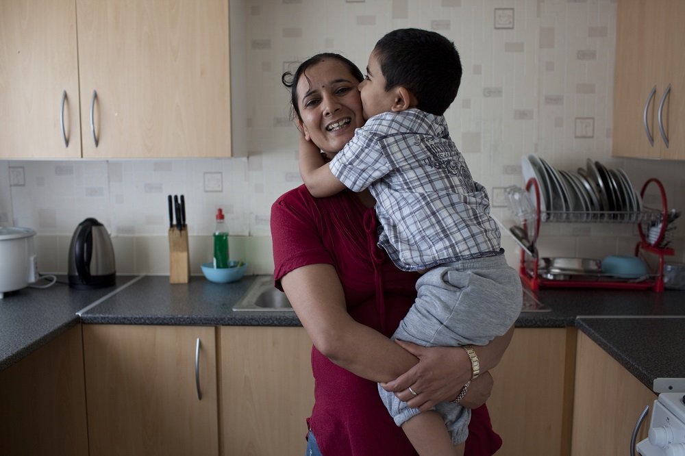 RefugeeAction's tweet photo. Want to do something to help #refugees? Check out our list of actions over at https://t.co/fMgZGE5utF. https://t.co/S8086AwkO2